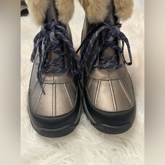 Clarks Mazlyn Arctic Pewter Leather Women's‎ Fur  Boots Size 8 - Picture 7 of 13